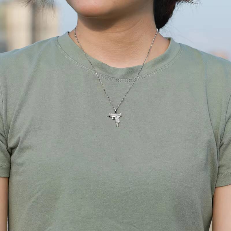 Real Solid 925 Silver Necklace Gun VVS Moissanite Diamond Charm Super Icy Pendant Moissanite Hip Hop Jewelry