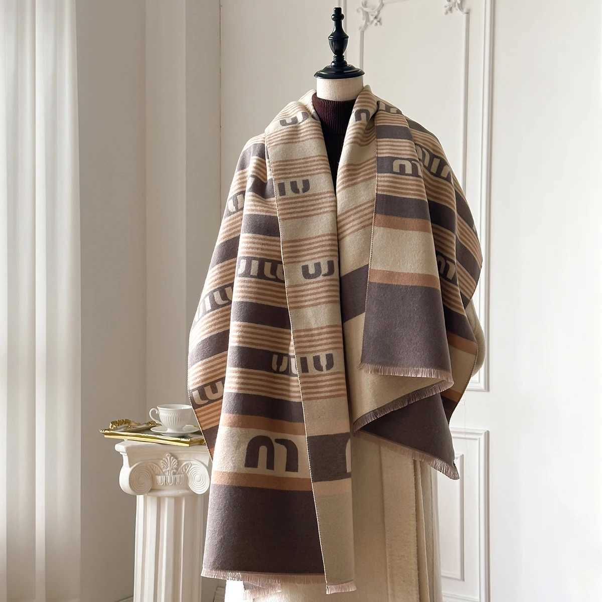 Wen Luxury Designer Faux Cashmere Pashmina Striped Shawl Scarves Warm Winter Blanket Large Wrap Stos tters Wraps ScarfW251027