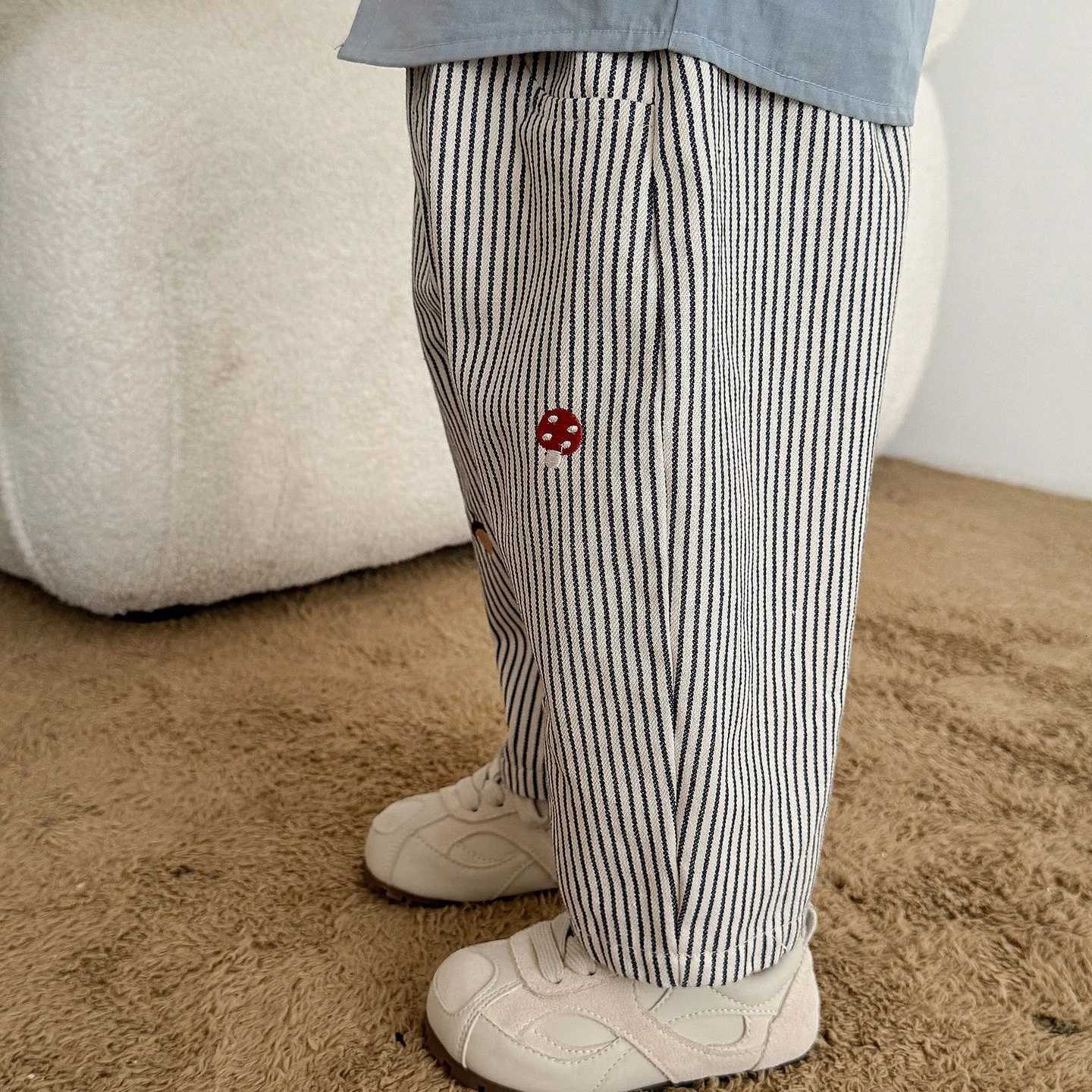 2025 Fall New Toddler Kids Pants Cotton Cartoon Embroidered Harem Pants Baby Boy Casual Striped Denim Baggy TrousersT251027
