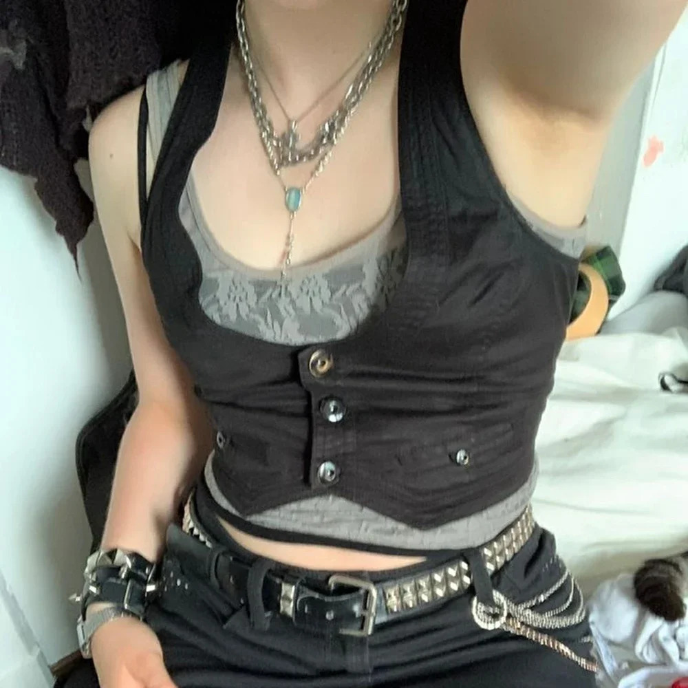 Combhasaki Y2K Vintage Womens Solid Color Irregular Hem Crop Vest Buttondown Ushaped Neck Aesthetic Grunge Waistcoat Tops 251027