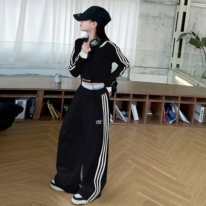 Girls Clothes Set Teen Tracksuit Spring Autumn Long Sleeve 2pcs Children Suits Girl Sportswear Sets 8 9 10 12 years 211025