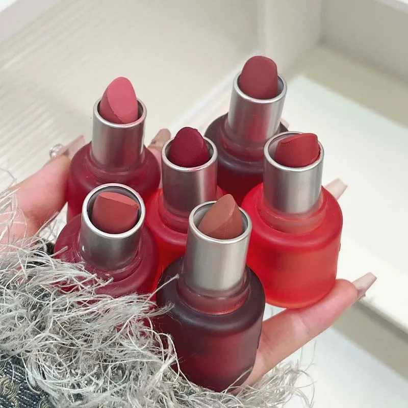 HERORANGE Soft Mist Language Velvet Lipstick Fat Mound Mist Surface Matte Not Easy to Stain Cup Appearance White Lipstick W251027