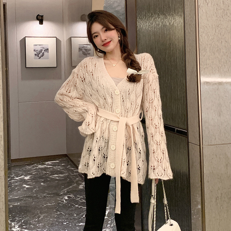 Designer's fashionable lightweight embossed mohair hollowed out women's jacket, lightweight and luxurious high-end thin knitted cardigan top