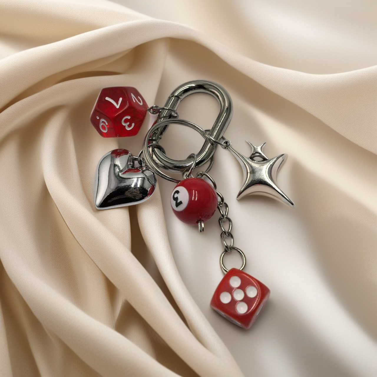 Designer keychain Keychain wallet Hip hop niche lucky dice keychain simple and fashionable free shipping birthday gift for men and women