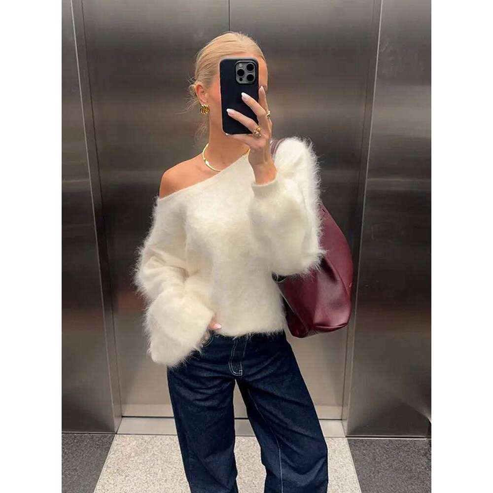 Women Solid Off Shoulder Pullover Fashion Classic Full Sleeve Loose Knitted Mohair Knitwear Lady High Street Autumn Sweaters Designer Sweater Women