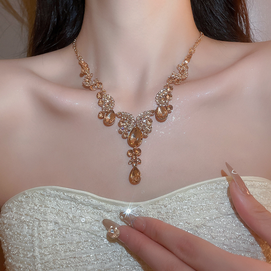 Bridal Tiara Three-Piece Luxurious and Elegant Wedding Accessories Set High-End Necklace Earrings Crown - view 7