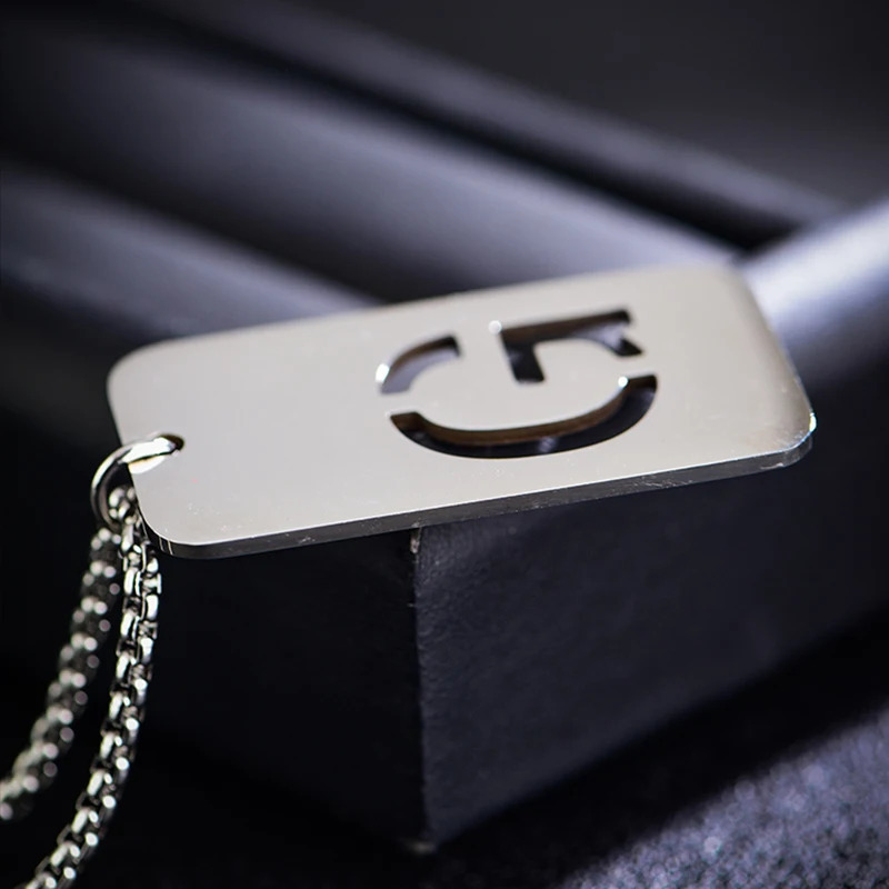 Hip Hop Rock Punk Gothic Style Stainless Steel AZ 26 Initials Womens Mens Pendant Necklace for Friend Glamour Jewelry 251020