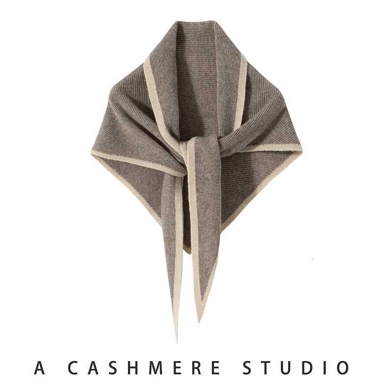 2024 New Fashion Triang Design Wen Cashmere Scarf Shawl Winter Knitted Keep Warm Neck Protection Adt ScarvesW251027