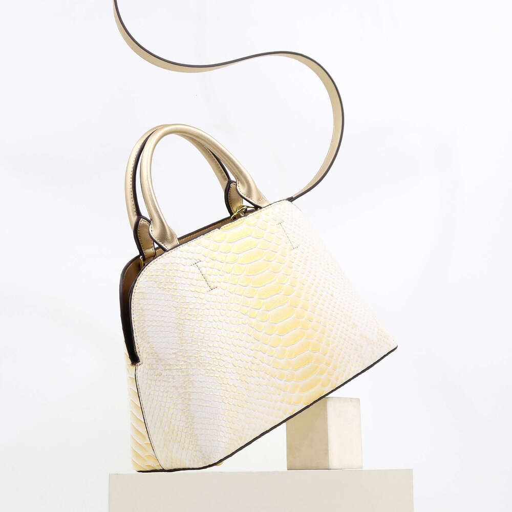 Premium Women's Handbag 2025 High-Quality Snake Pattern Designer Bag, Stylish Ladies Bag with Trendy Vibe