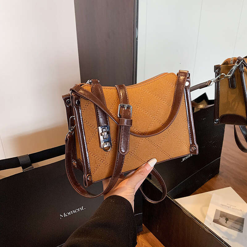 Autumn Winter New High-End Designer Bag - Women's Niche Suede Quilted Pillow Bag, Stylish for Single Shoulder & Crossbody Use