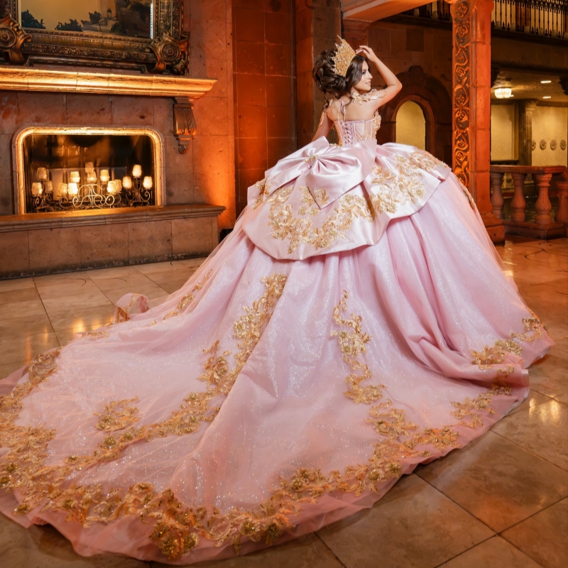 Pink Shiny Quinceanera Dresses Off The Shoulder Applique Lace Beading Bow Tull Party Birthday Sweet 16 Dress Vestidos 15 De Anos