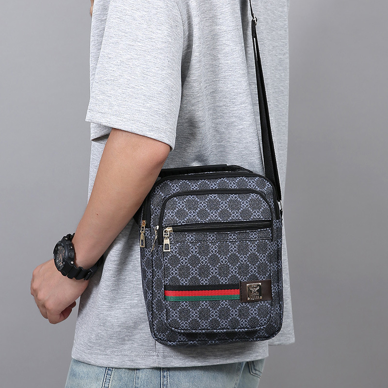 Designer luxury Fashionable Printed Men's Single Shoulder Bag, Light Luxury Texture, Versatile Commuter Handbag, Multi-layer Casual Simple Crossb