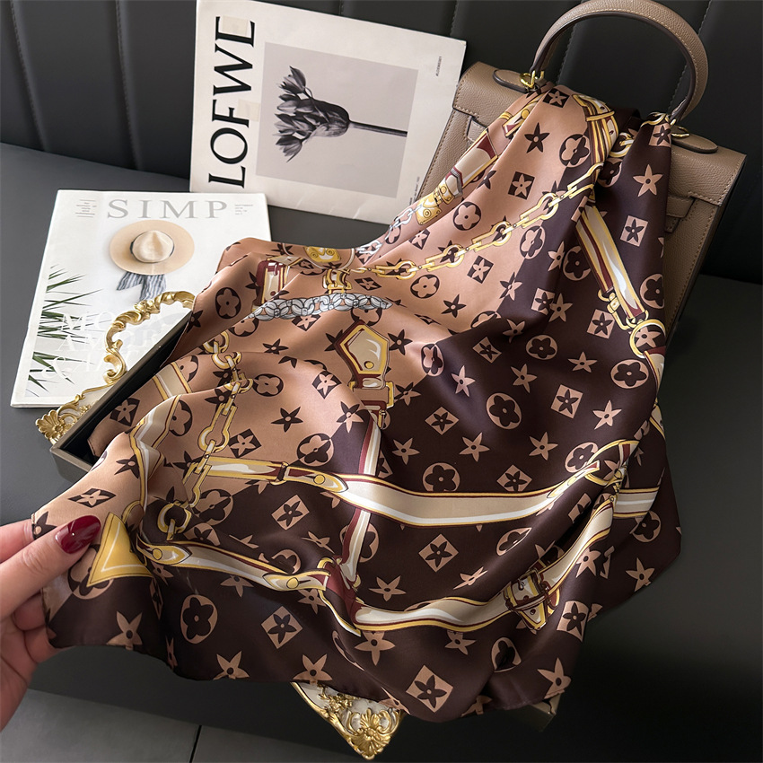 Free shipping Designer Scarves Fashionable highquality versatile scarf for women light luxury color blocked versatile scarf square black white brown