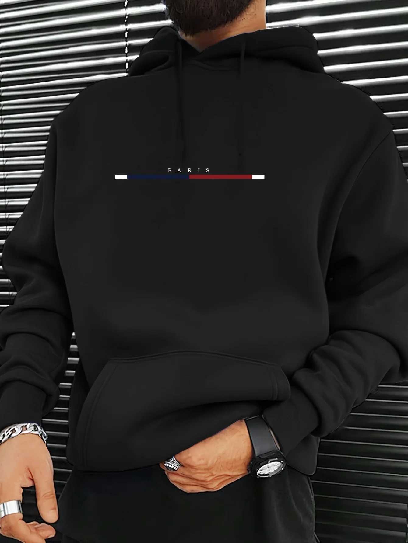 Mens autumn and winter casual fashion loose Paris pattern printed long sleeved hooded sweatshirt warm pullover W251027