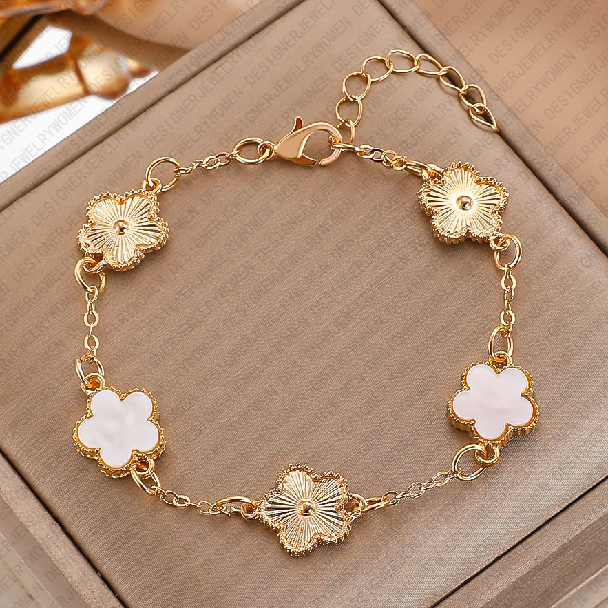 Designer Bracelet for Women Gold Flower Bracelets Shell Bangle Classic Bangles Luxury Jewlery Designer for Women Elegant Sophisticated Timeless Gift P