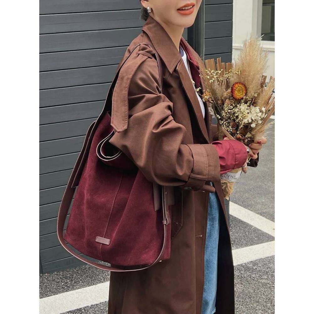 Hot Sale Winter Stylish Large Capacity Commuter Tote Ear Hanging Strap Suede Leather Women Shoulder Bag Wine Red Coffee Handbag