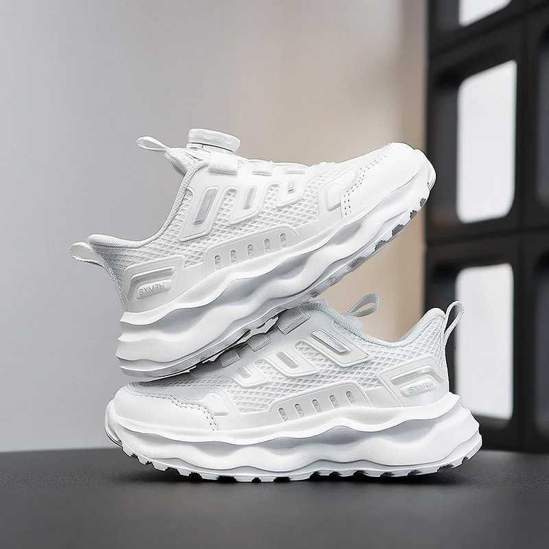 New mesh breathable small white shoes for boys and girls campus soft soled running shoes for middle school children and students Z251027