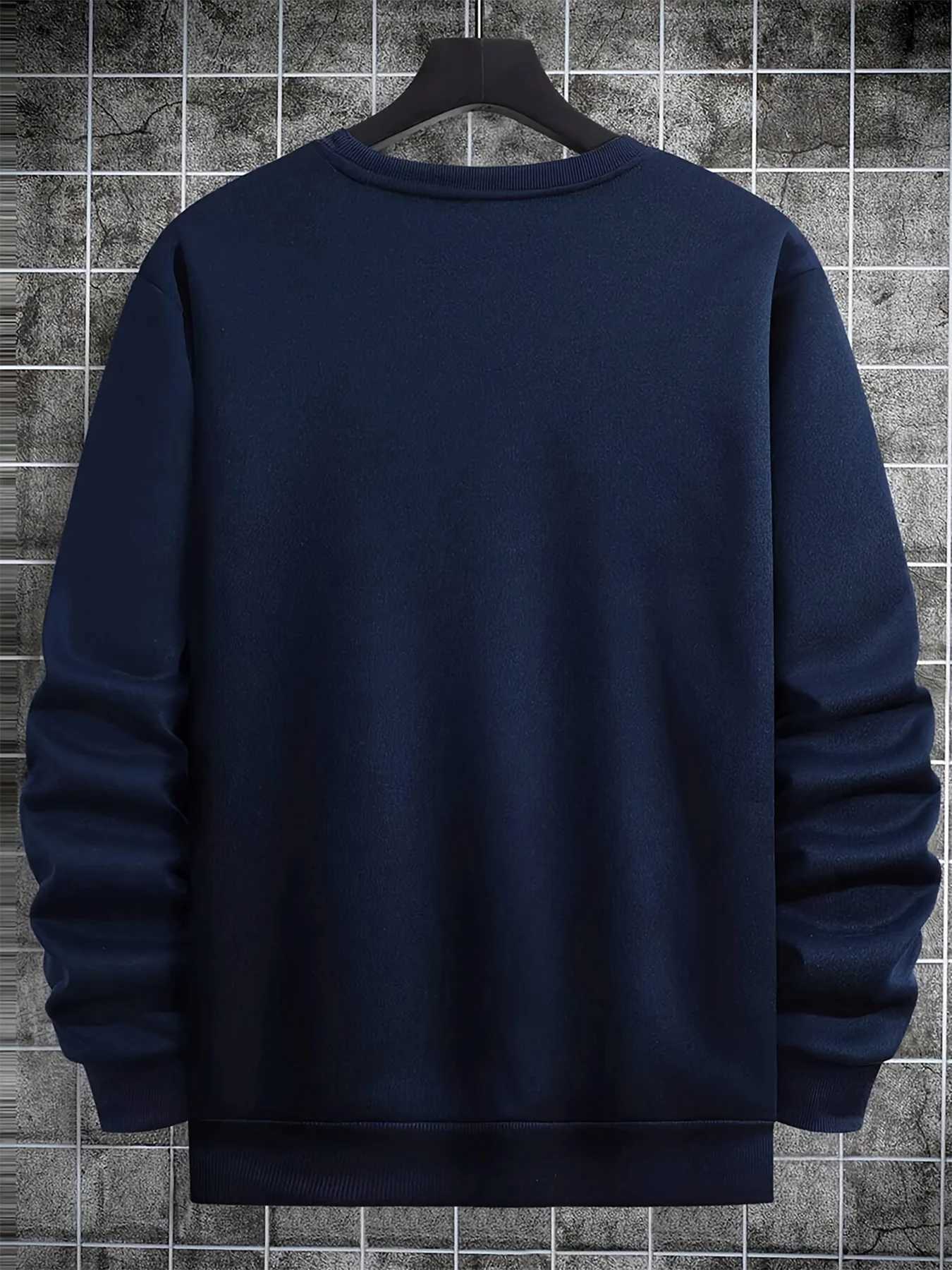 Mens autumn and winter fashionable casual loose compass and mountain graphic printed long sleeved round neck sweatshirt W251027