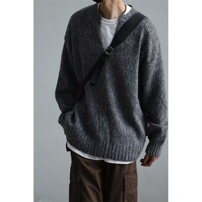 Korean Version INS Solid Color V-neck Sweater Designer Sweater Men Winter High-end Feel Loose Lazy Knitted Sweater Versatile Knitted Top
