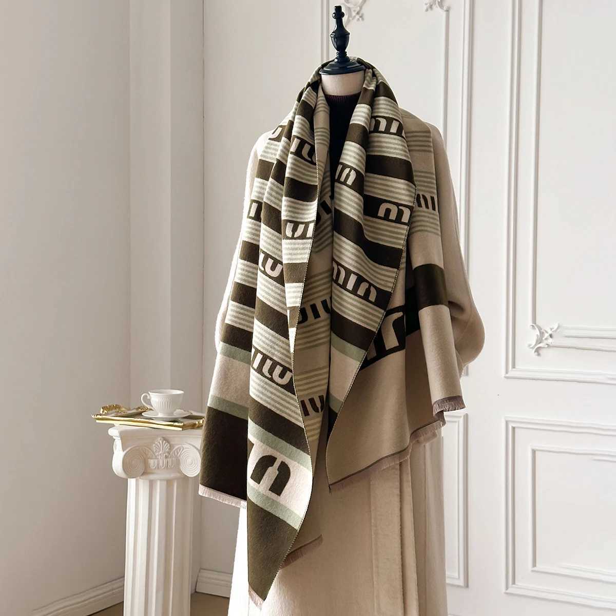 Wen Luxury Designer Faux Cashmere Pashmina Striped Shawl Scarves Warm Winter Blanket Large Wrap Stos tters Wraps ScarfW251027