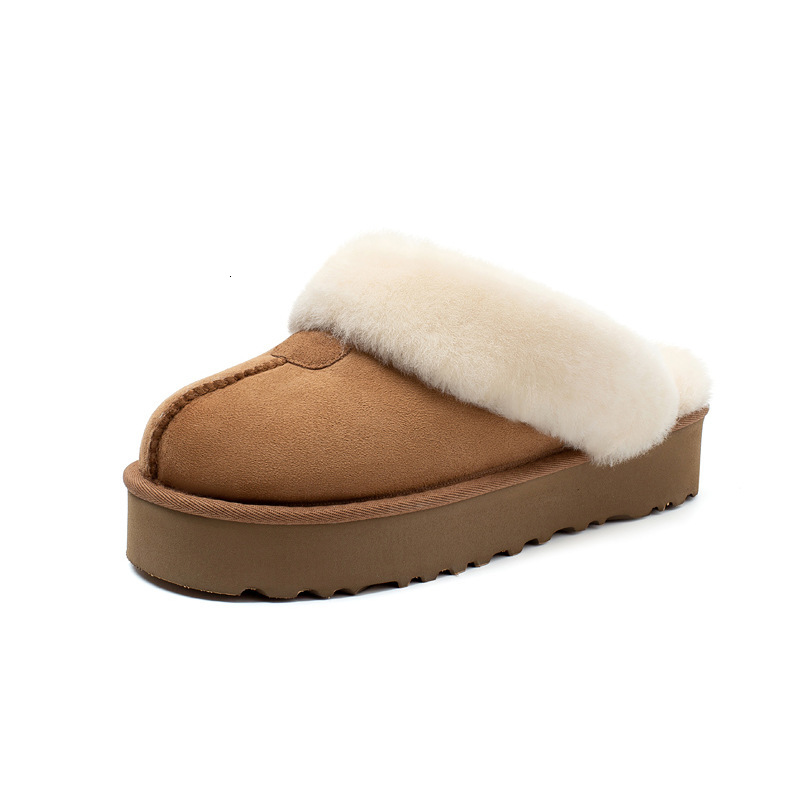 Thick soled fur half slippers, winter new plush cotton shoes, comfortable, soft, luxurious style, fashionable and trendy women's snow boots, desi