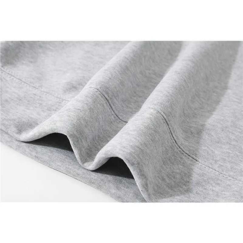 Japanese anime new jeans rabbit print new hoodie mens hooded sweatshirt Millennium Bug street fashion pullover clothing W251027