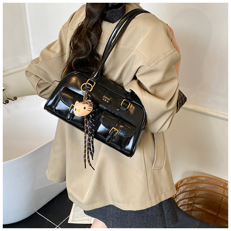 Free shipping designer bag New Boston Pillow Bag Autumn Melard Niche Underarm Bag Women Bowling Underarm Bag