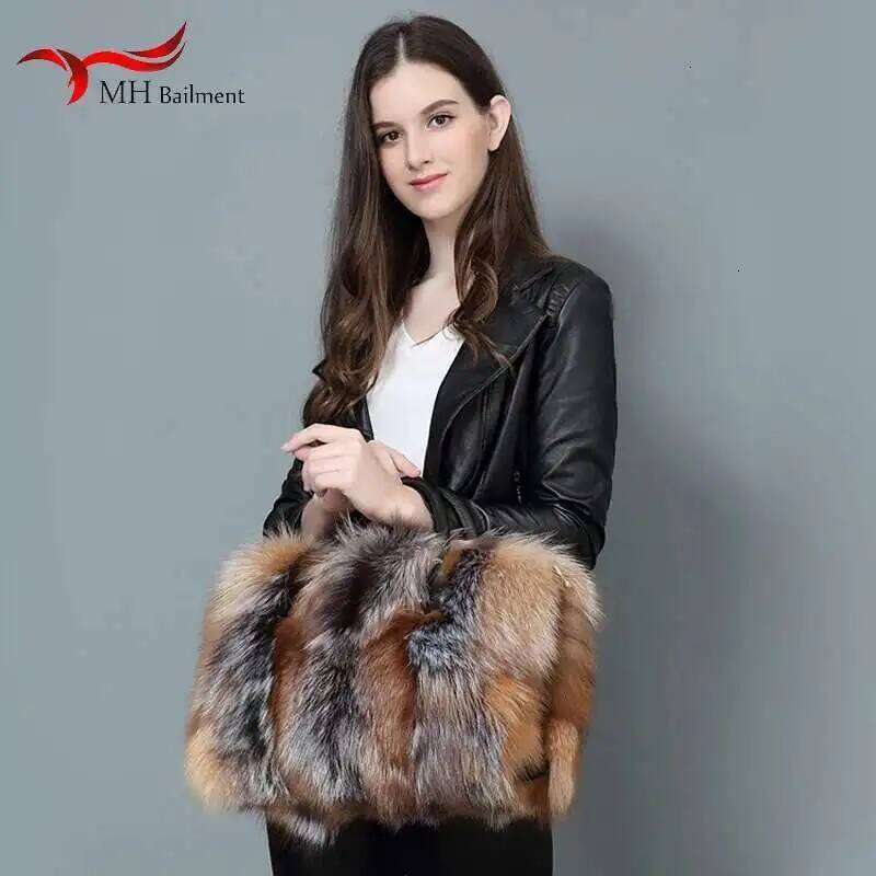 Autumn Winter New 100% Fox Shoulder Diagonal Package Female Fashion Handbag Ladies Brand Furry Big Fur Bag