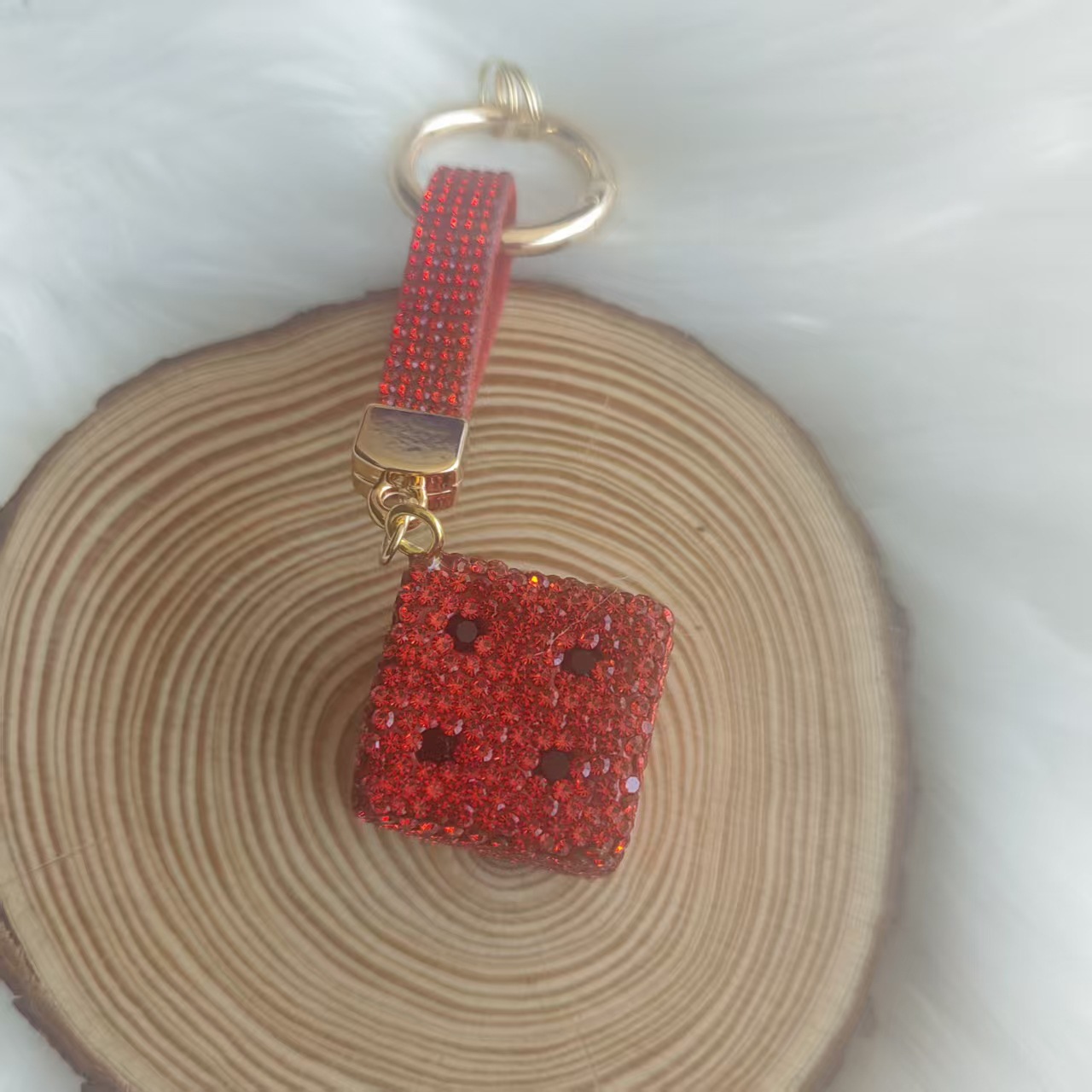 Designer keychain Metal colored dice keychain light luxury birthday gift for men and women Keychain wallet free shipping Halloween gift