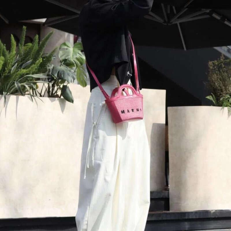 Women Handbag Large Capacity Handbag Bags Mani Fashion Straw Ing Beach New Women S Woven Hand Held Vegetable Basket Shoulder Messenger Bag