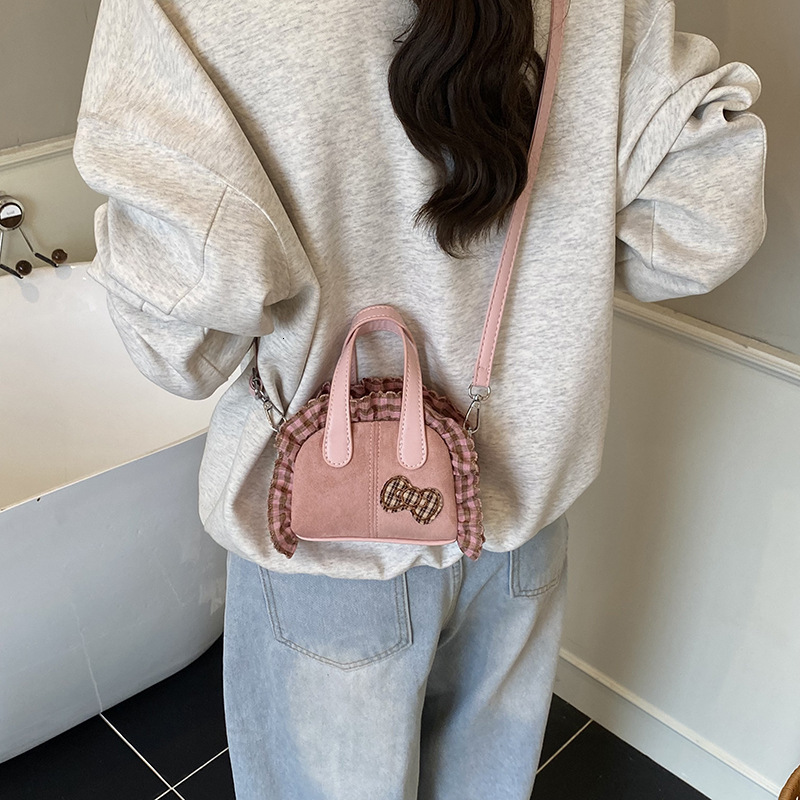 Korean style niche new minimalist elegant handbag autumn cute versatile style fashionable women's shoulder bag luxury designer bag