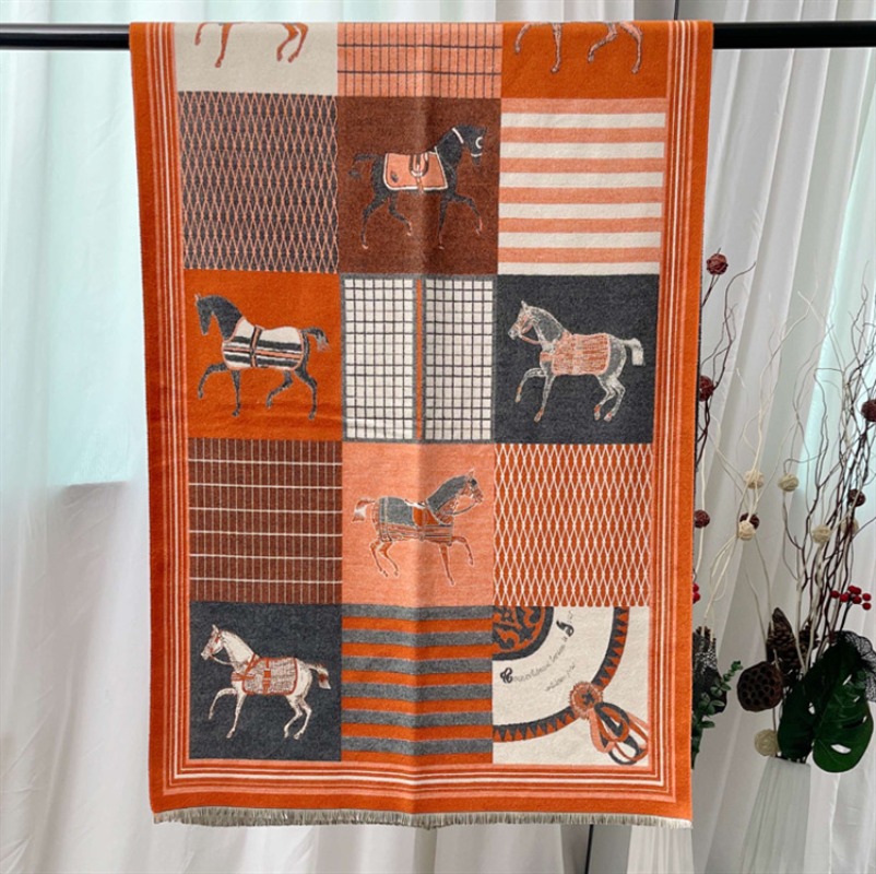 Autumn And Winter Fashion Shawl Scarf Multi Colored Fast Horse Pattern Design Scarf Suitable For Holiday Gifts Daily Travel Wear Scarf