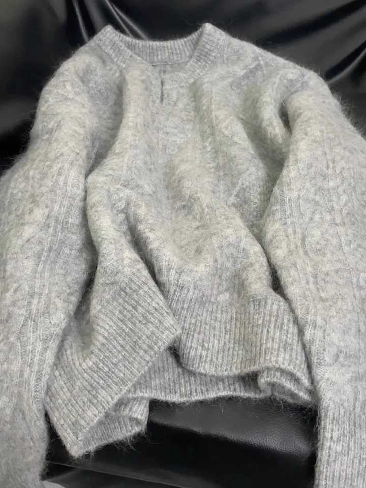 Grey V Neck Knitted Sweaters Women Autumn Korean Loose Lazy Style Casual Jumpers Y2K Fashion Winter Warm Simple Pullovers MujerT251027