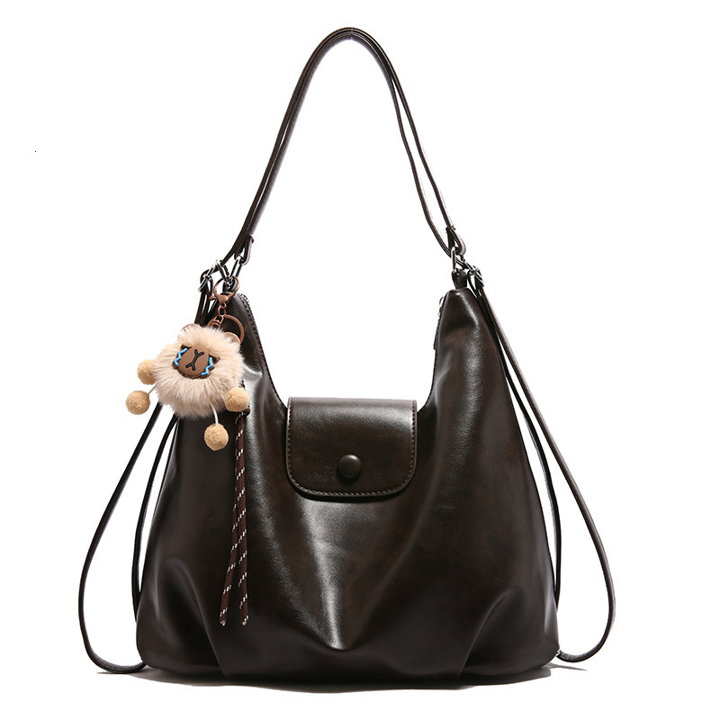 Free shipping designer bag Autumn and Winter New Large Capacity Shoulder Tote Bag Fashion Niche Design High-end Versatile Crossbody Bag