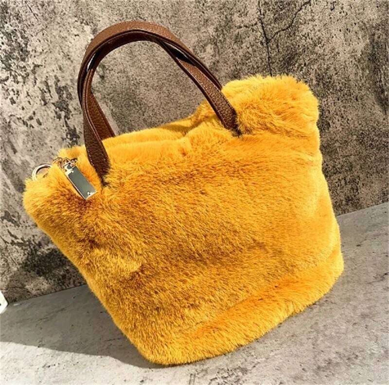 Autumn And Winter New Fashion Brand Faux Fur Handbag For Women, Large Capacity Plush Square Shoulder Crossbody Bag Trendy