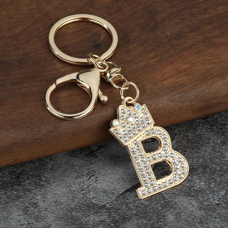 Fashion Rhinestone 26 Letter Keychain Crown Metal Keyring for Women Girls Car Handabg Phone Pendant Charm DIY Accessoreis 251021