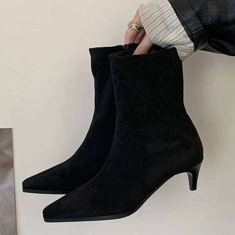 2026 Fashion Thin Low Heel Designer Pointed Toe Ankle Boots Women Modern Vintage Autumn Winter Zipper Shoes