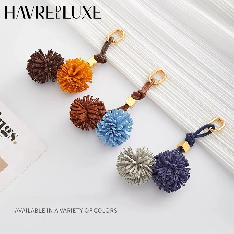 Leather Bag charm flower tassel ball pendant fashion highgrade lychee flower car pendant decoration bag accessories 251027