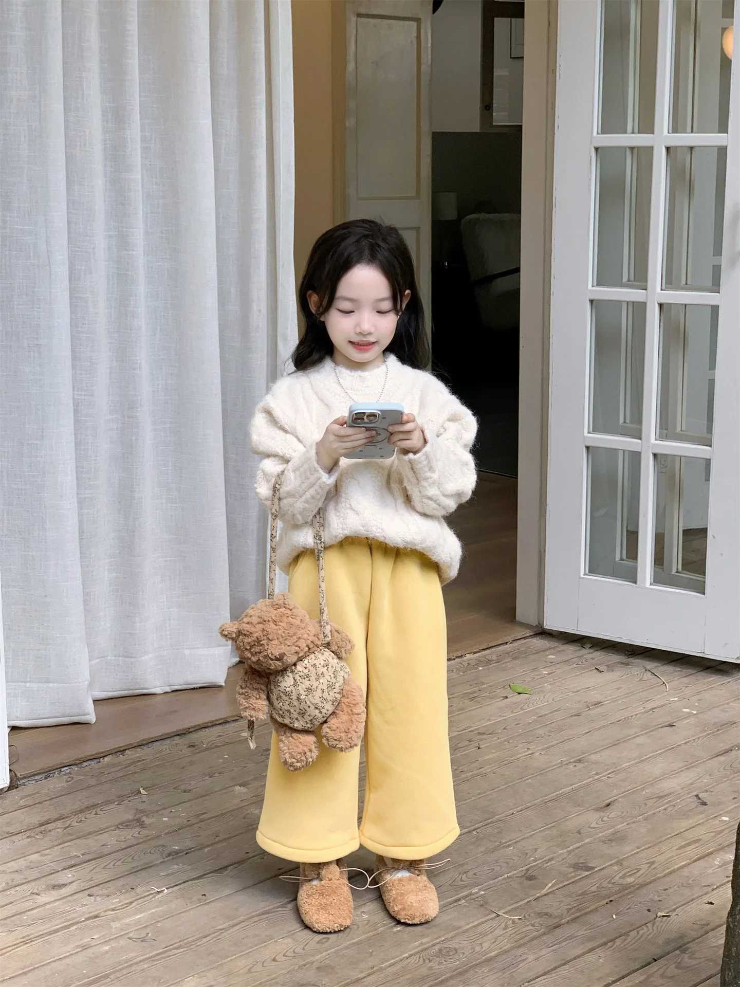 Girl Pants 2025 Autumn and Winter New Childrens Clothing Korean Style Girl Baby Fashion Plus Velvet Plus Thick Pants SimpleT251027