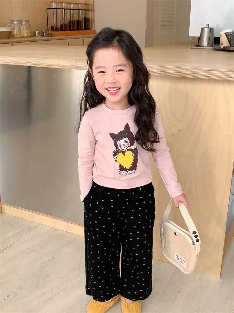 Girls Jeans Spring Autumn New Girls Baby Loose Straight Leg Pants Versatile Children Full Printed Small Flower Wide Leg PantsT251027