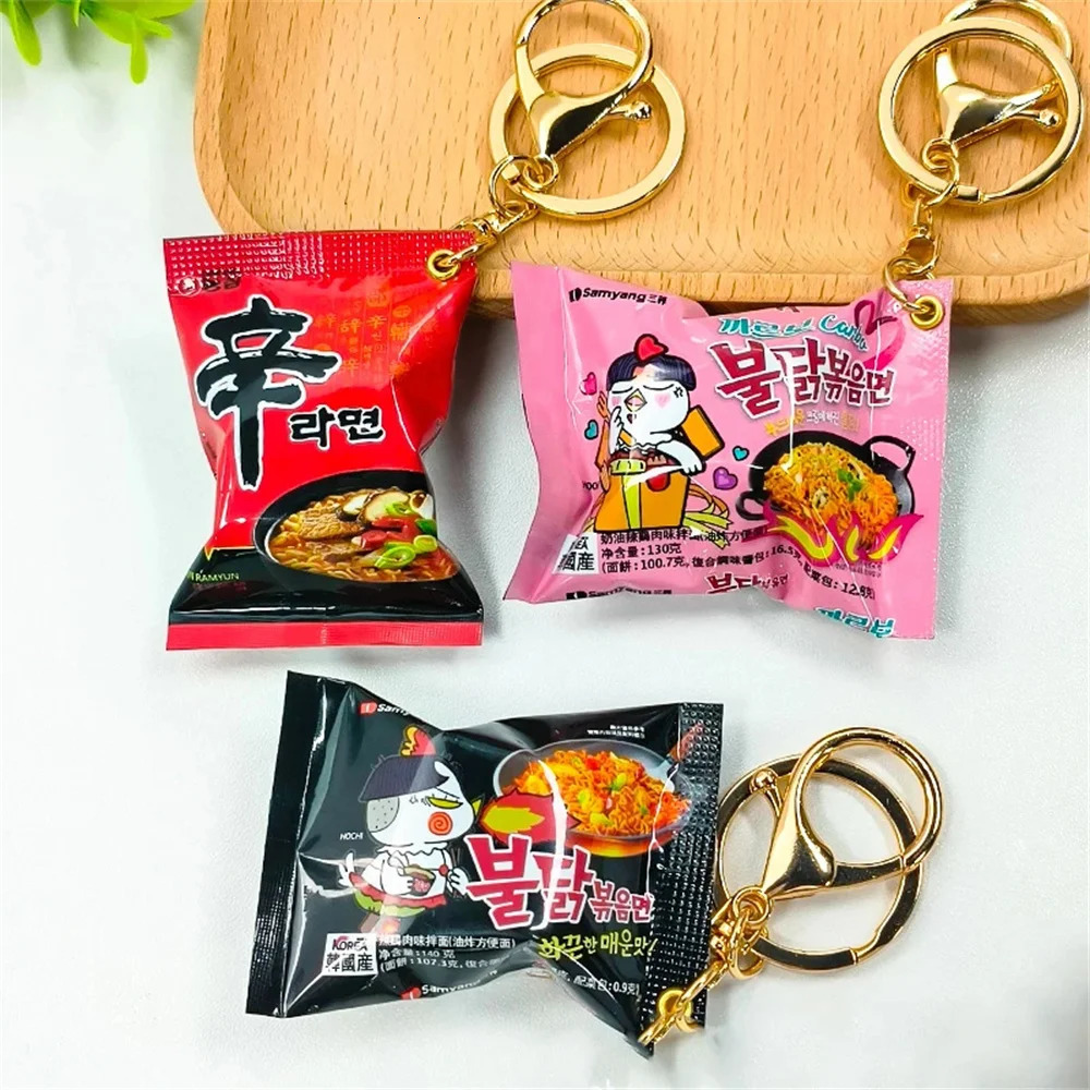 Simulation Instant Noodles Keychain On The Phone Mini Snacks Pendant Bag Pendant Car Key Ring Gifts For The Year 251021