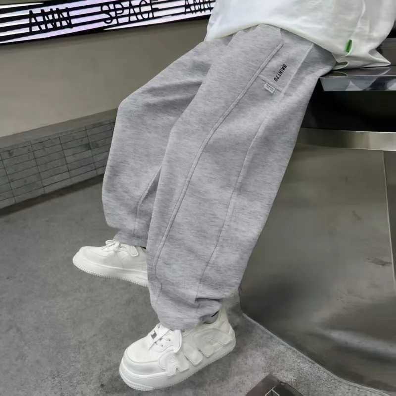 2025 New Boys Girls Sporty Sweatpants Tween Curved Cargo Casual Loose Comfortable Long Pants Straight Leg for KidsT251027