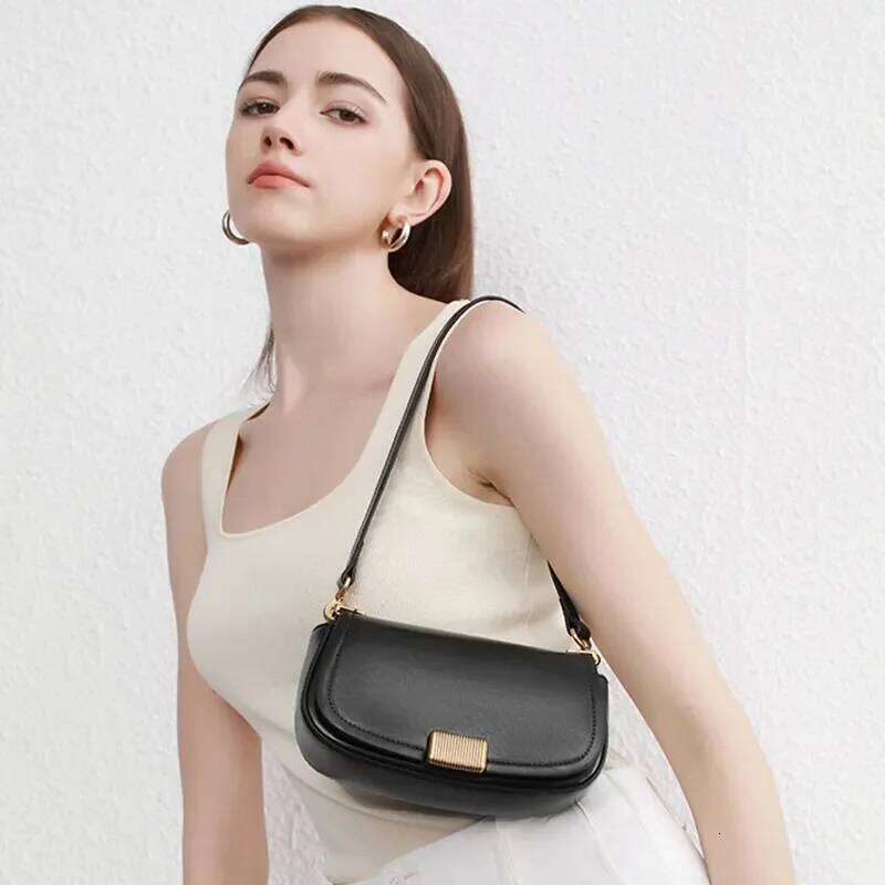 Classic Designer Leather Tote for Her: Durable Genuine Cowhide Shoulder & Arm Carry Pouches