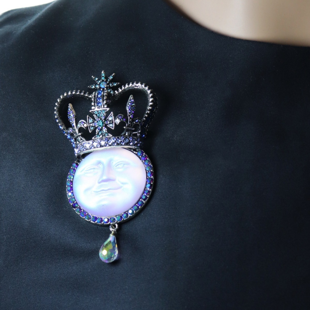 Crystal Crown Blue Face Big Brooch Womens Set Jewelry Badge 241213
