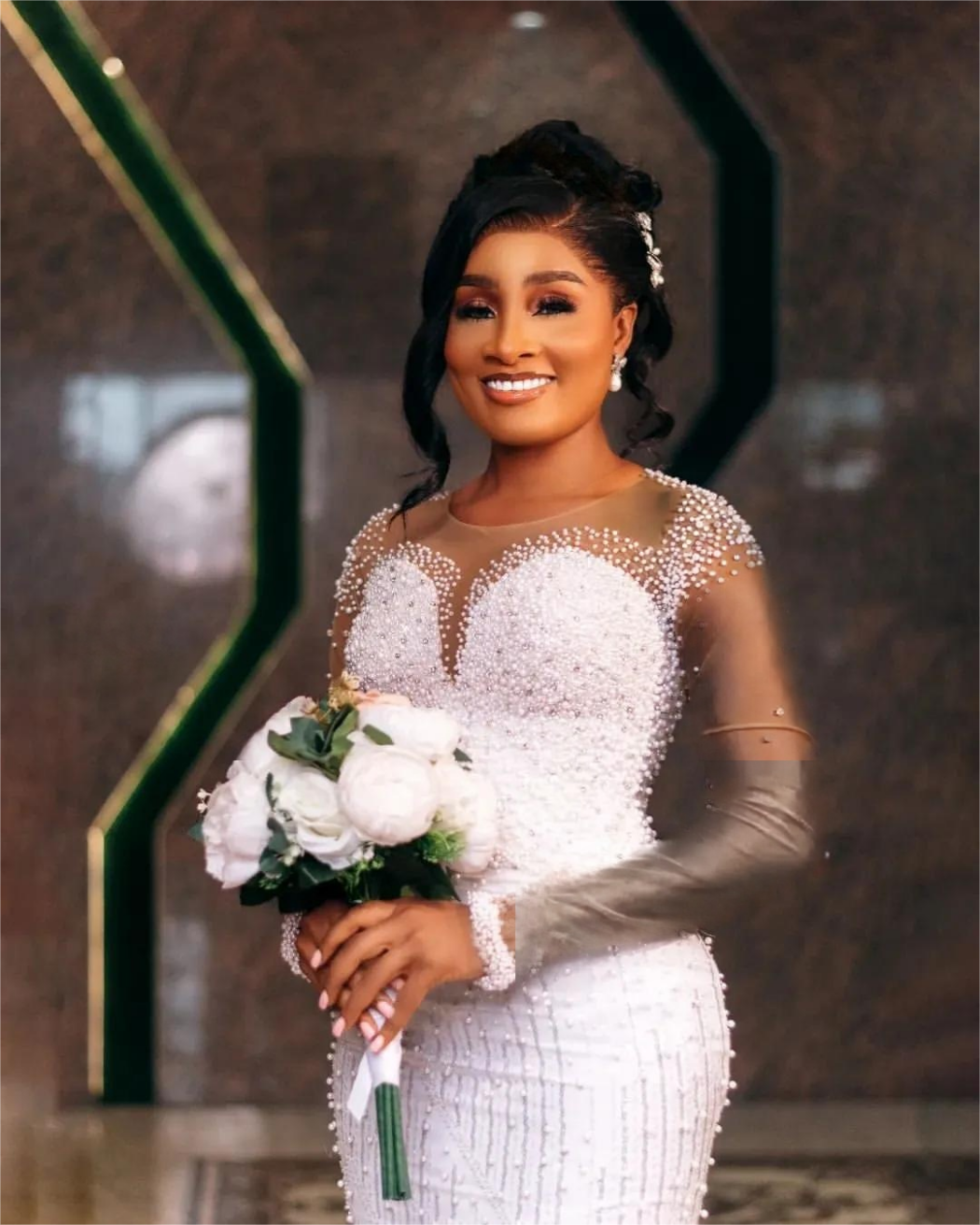 Arabic Aso Ebi Plus Size Mermaid Wedding Dress in Ivory with Full Lace Pearls Detachable Train and Full Sleeves