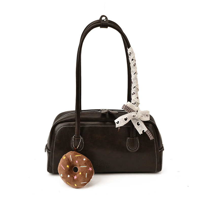 Free shipping designer bag Large Capacity Shoulder Bag Underarm Bag Women New Autumn Winter Commuting Versatile Handheld Bowling Bag