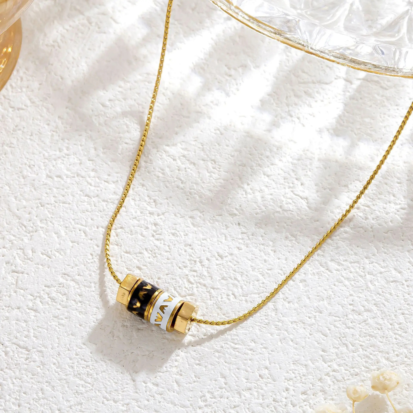 Stainless Steel Dropping Oil Lucky Beads Pendant Necklace For Women Gold Color Trendy Clavicle Chain Jewelry Wedding Gifts 251020