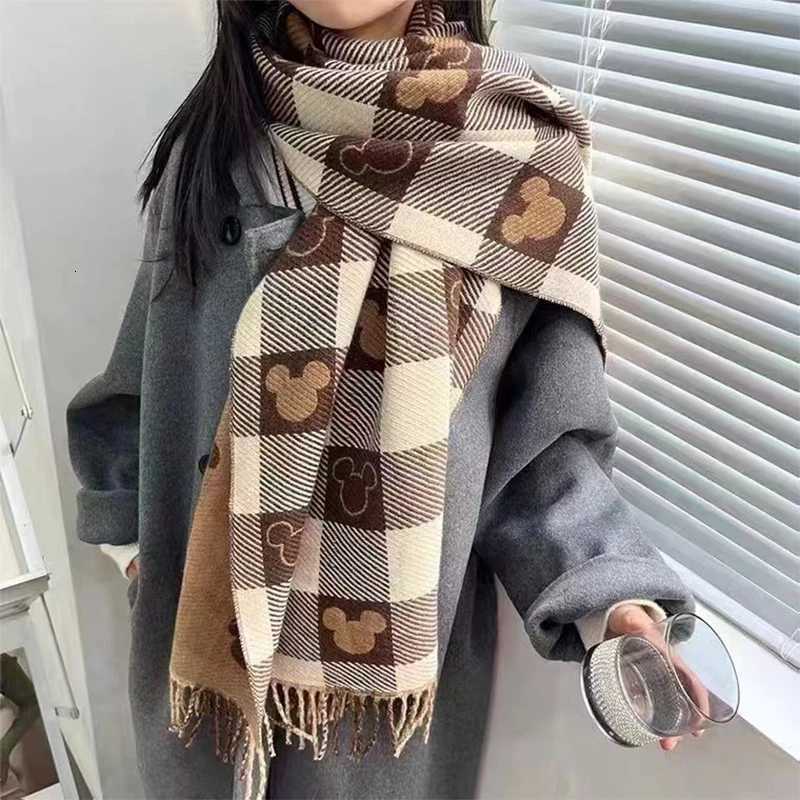 2024 Luxury Brand Winter Cashmere Pashmina Shawl Lady Wrap Warm Autumn Scarves Design Print Fa Foard Cotton Stos ScarfW251027
