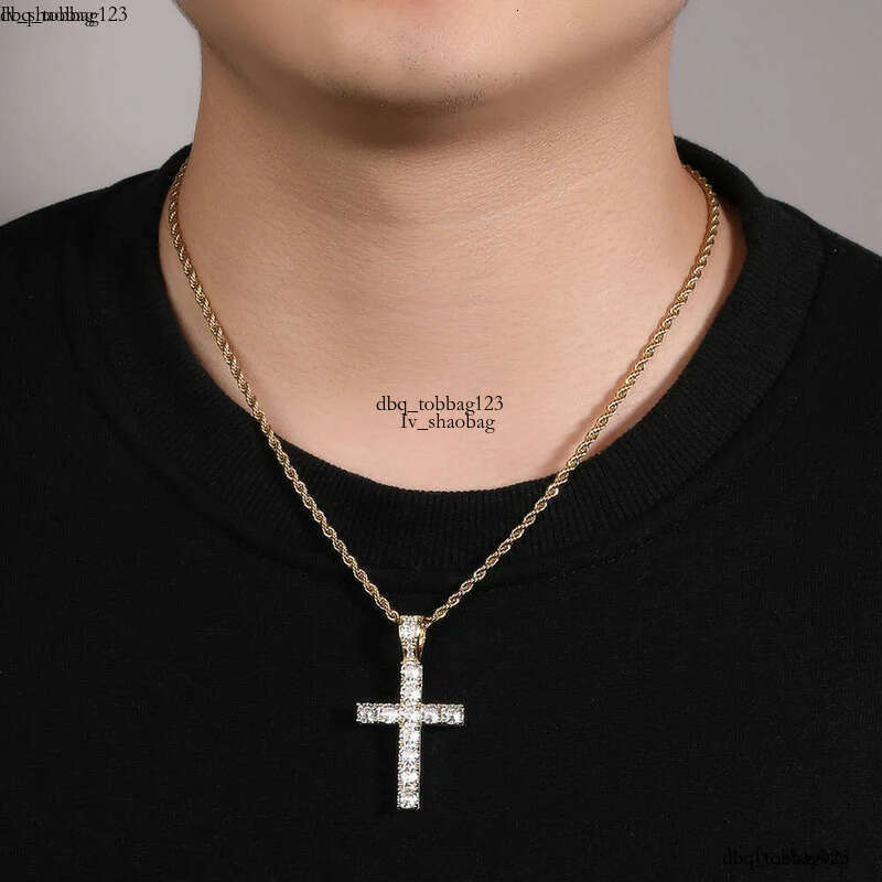 necklace moissanite chain New Cross Personalized Side Glow Set PendantCuban Chain Hip Hop Personality jewelry Moissanite dia 825 aaa
