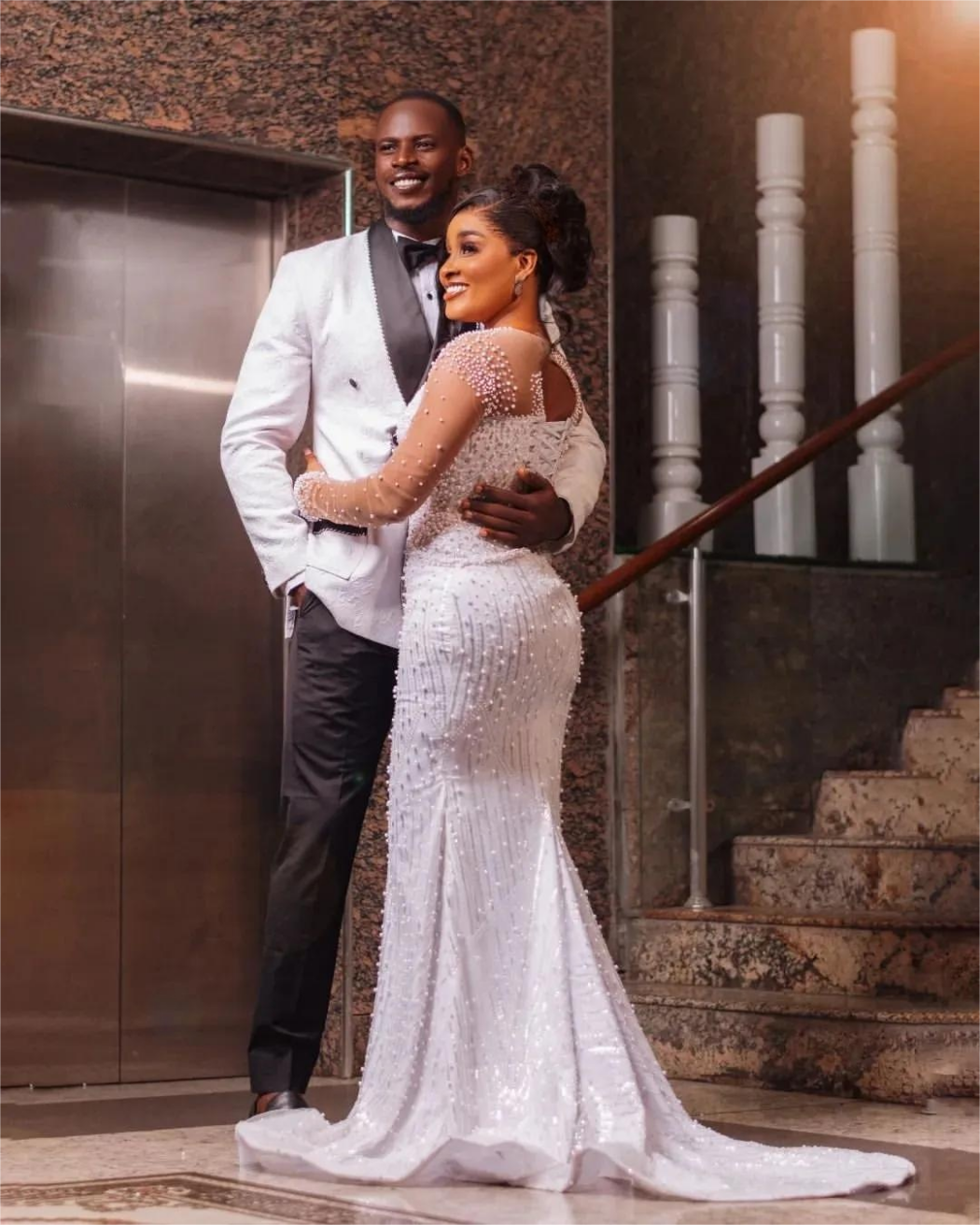 Arabic Aso Ebi Plus Size Mermaid Wedding Dress in Ivory with Full Lace Pearls Detachable Train and Full Sleeves